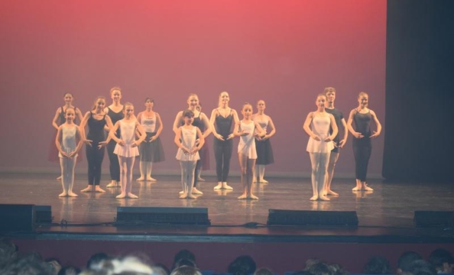 En route pour le tour du monde, Montceau-les-Mines, Centre de Danse Nilda Dance