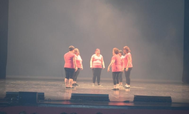 En route pour le tour du monde, Montceau-les-Mines, Centre de Danse Nilda Dance