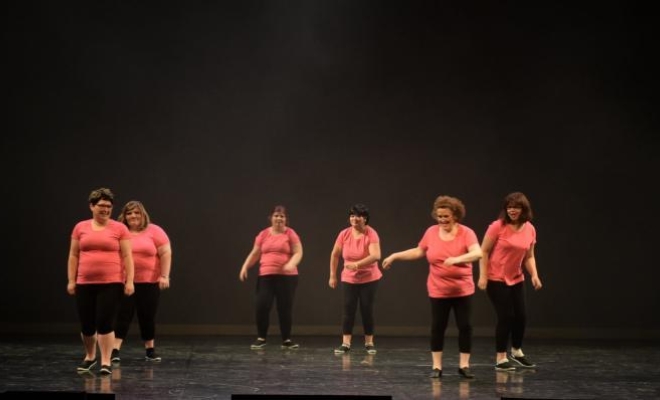 En route pour le tour du monde, Montceau-les-Mines, Centre de Danse Nilda Dance