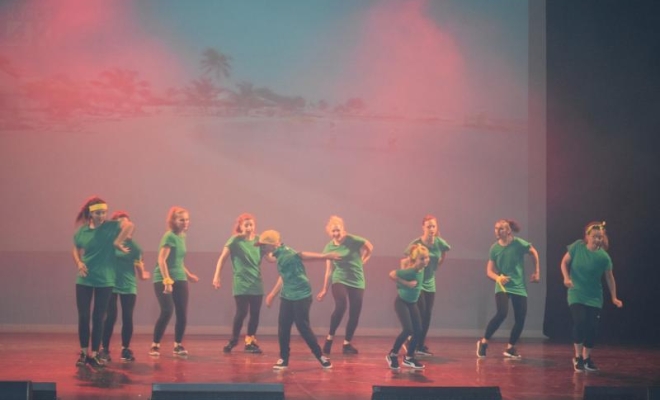 En route pour le tour du monde, Montceau-les-Mines, Centre de Danse Nilda Dance