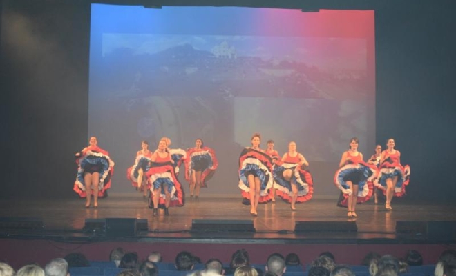 En route pour le tour du monde, Montceau-les-Mines, Centre de Danse Nilda Dance