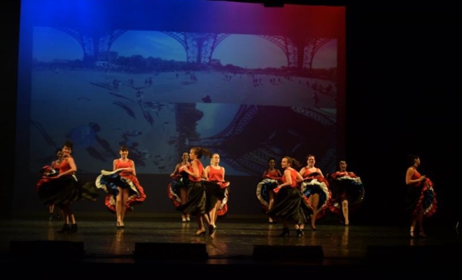 En route pour le tour du monde, Montceau-les-Mines, Centre de Danse Nilda Dance