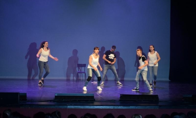 En route pour le tour du monde, Montceau-les-Mines, Centre de Danse Nilda Dance