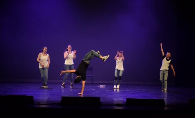 En route pour le tour du monde, Montceau-les-Mines, Centre de Danse Nilda Dance