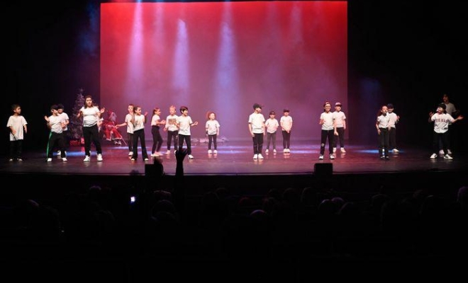 Spectacle de Noël 2022, Montceau-les-Mines, Centre de Danse Nilda Dance